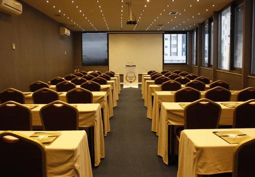 Atasehir Palace Hotel & Conference Istambul Exterior foto