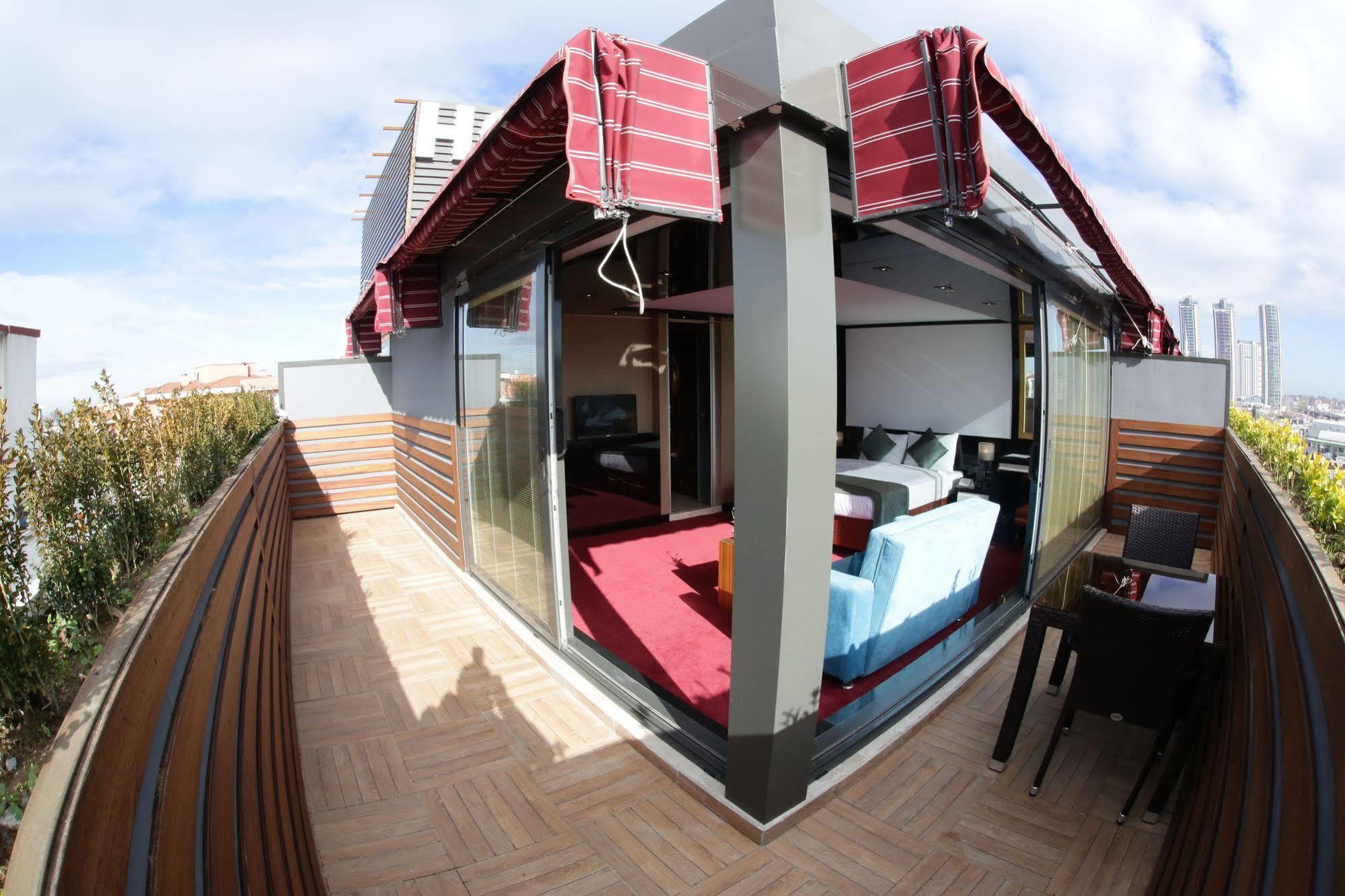 Atasehir Palace Hotel & Conference Istambul Exterior foto